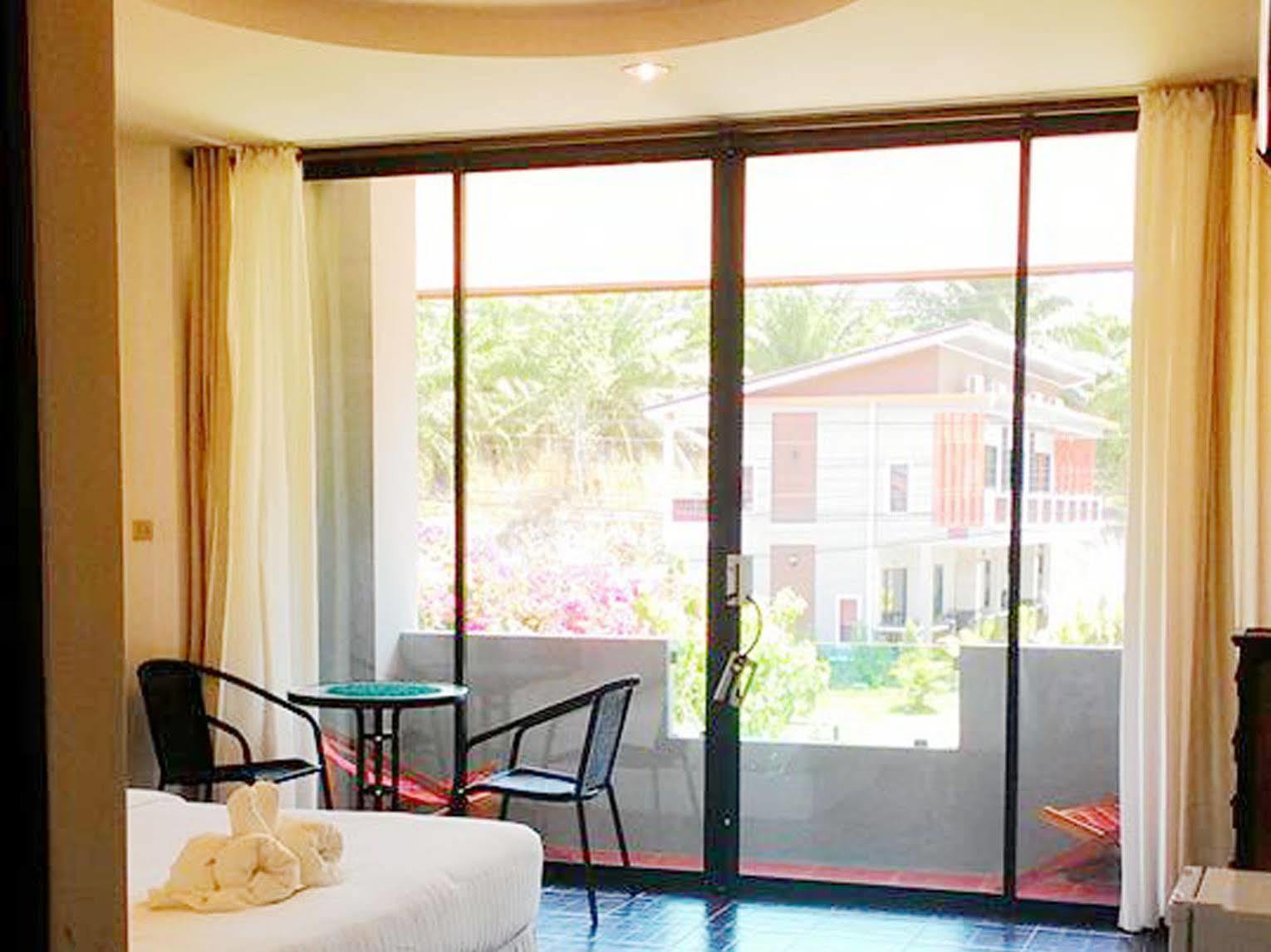 Lanta Friendly House Hotel Ko Lanta Kültér fotó